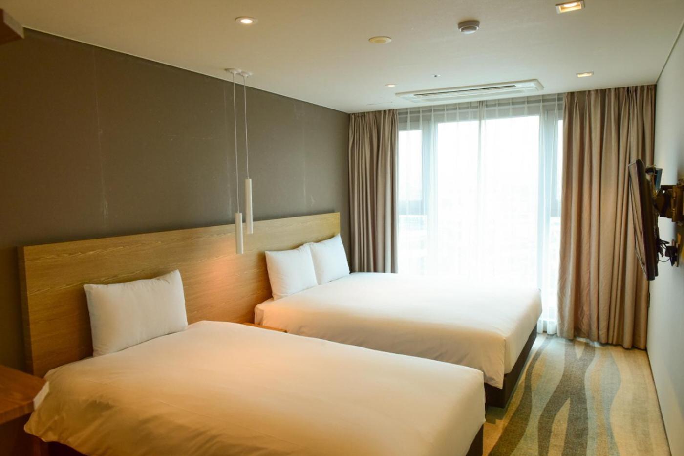 Saint Beach Hotel เมืองเชจู ภายนอก รูปภาพ